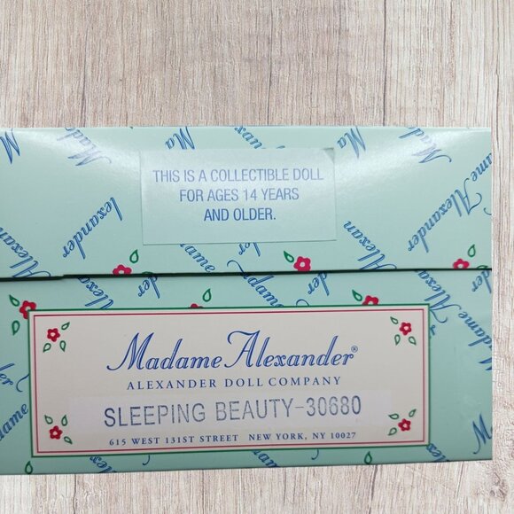 Madame Alexander Vtg Sleeping Beauty Collectible Doll 30680  In Box With Blonde - Picture 3 of 5